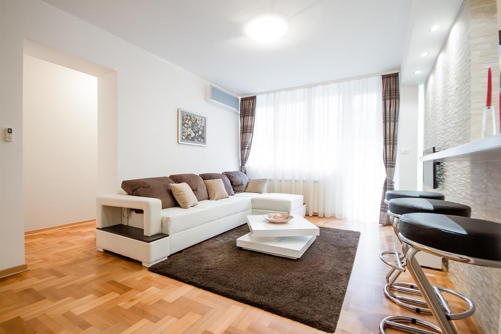 Apartments King Milan, City Center Belgrade Chambre photo