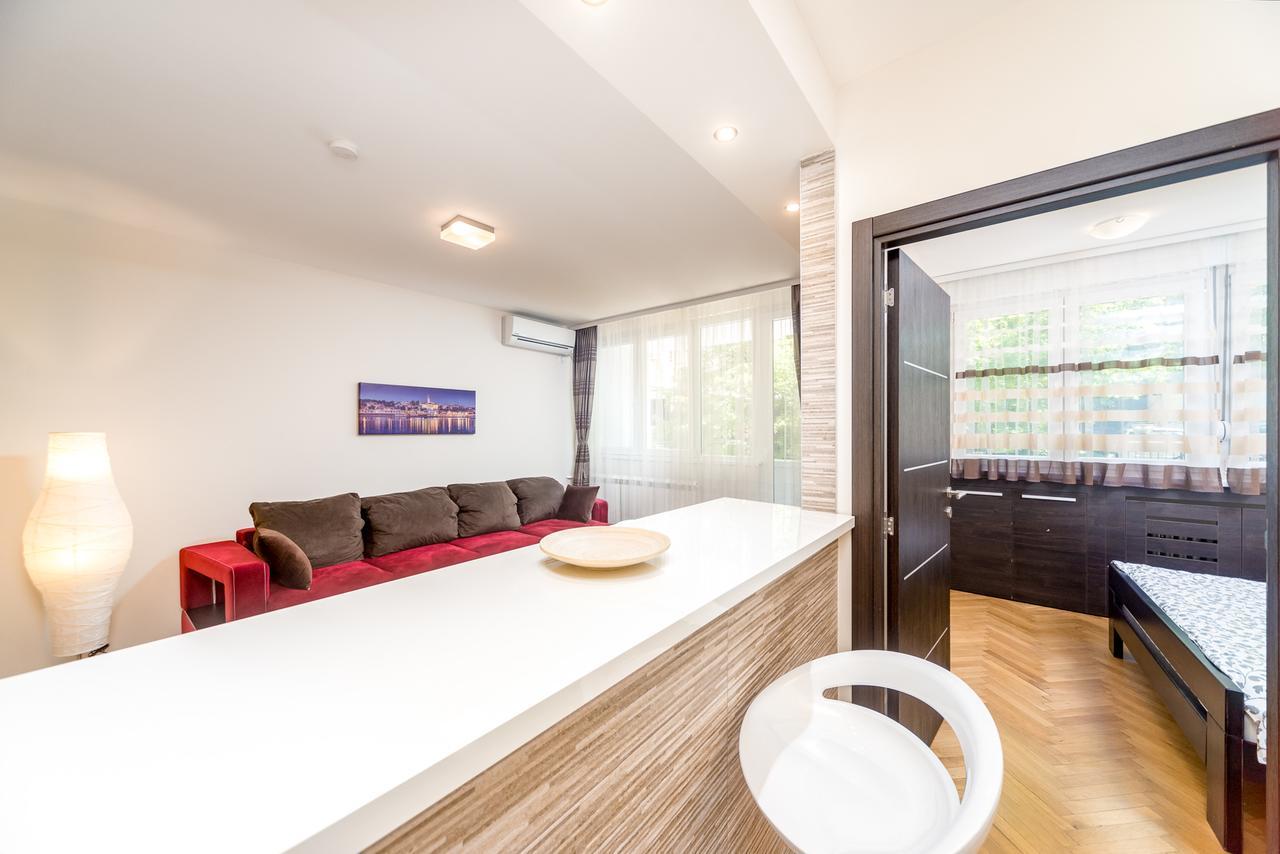 Apartments King Milan, City Center Belgrade Extérieur photo