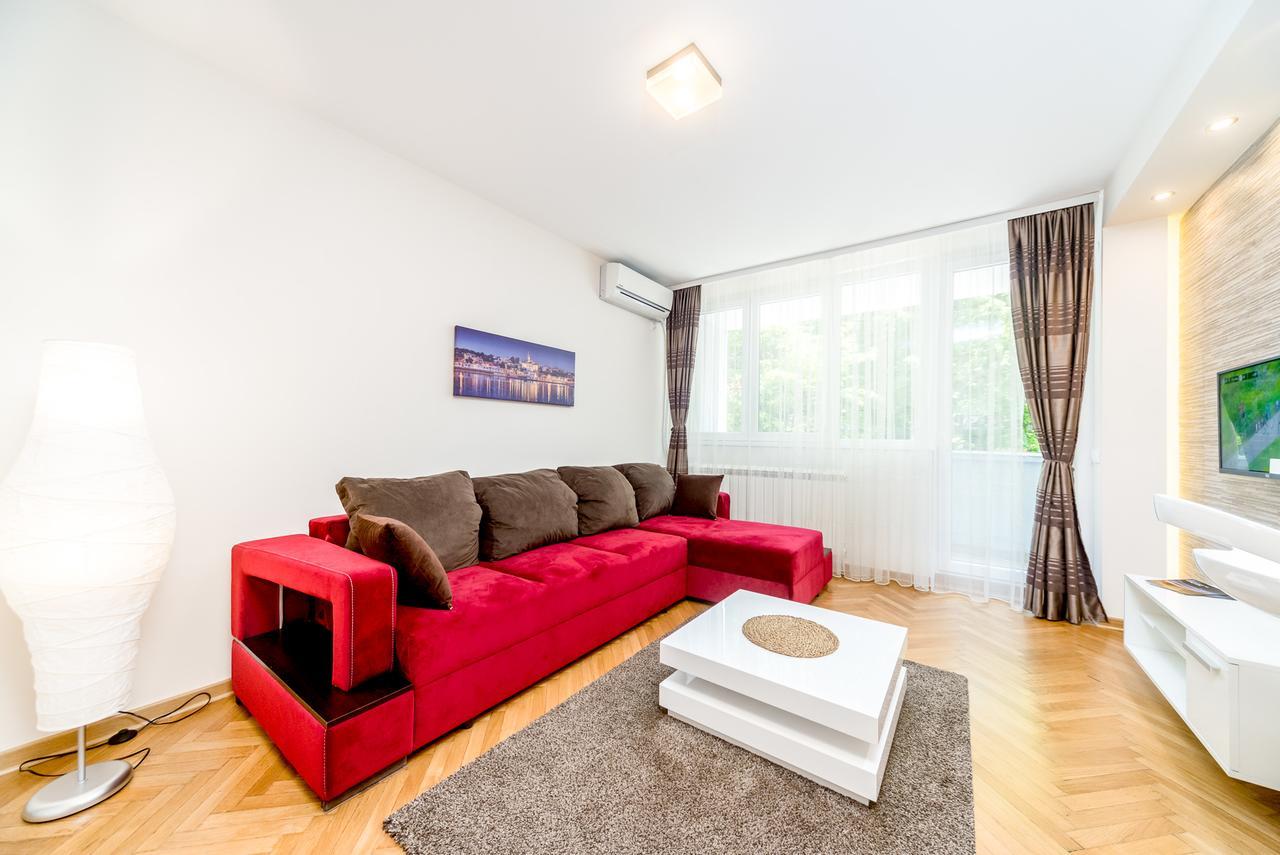 Apartments King Milan, City Center Belgrade Extérieur photo